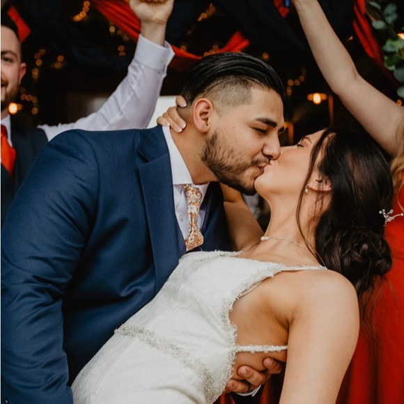 Meet your Posher, Kaycee - Picture 2 of 4